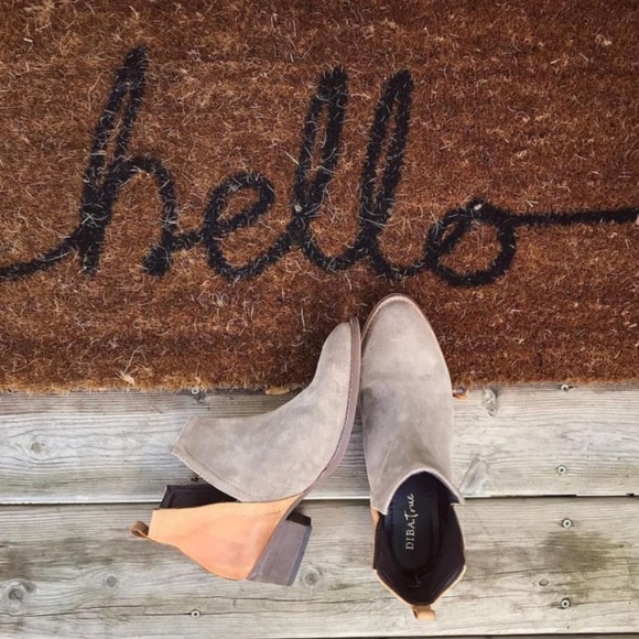 🍃💕HP NWT Diba True Suede/Leather Two Tone Bootie - Picture 2 of 8